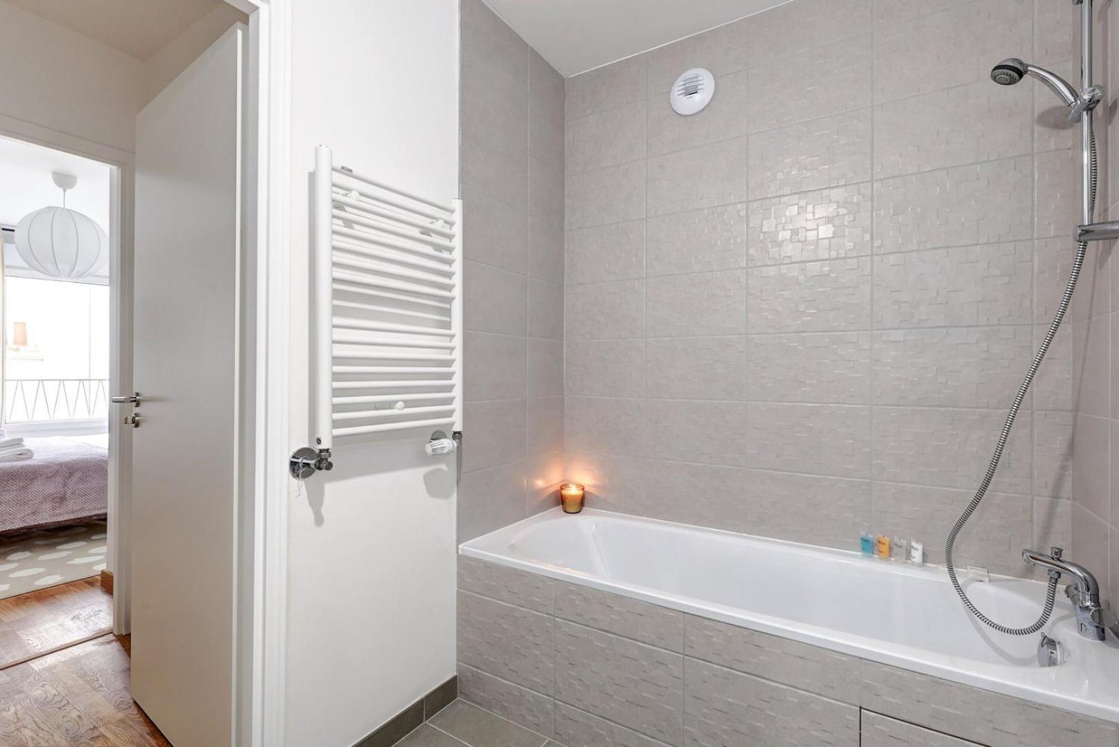 340 Suite Emile - Superb Apartment Clichy Eksteriør bilde